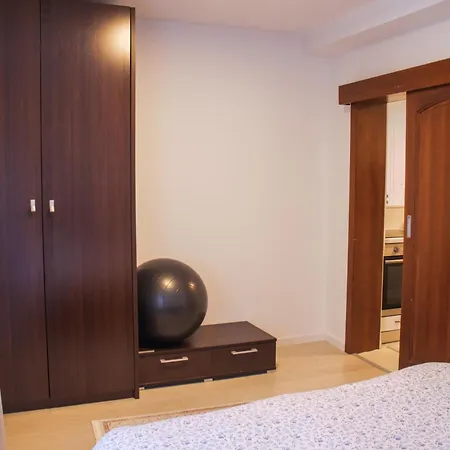 The Quarter - Peaceful Garden In The Old Saraievo