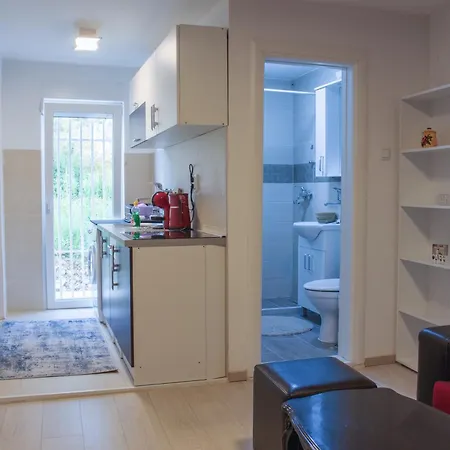 The Quarter - Peaceful Garden In The Old Apartamento Saraievo