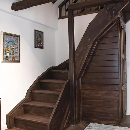 The Quarter - Peaceful Garden In The Old Daire Saraybosna