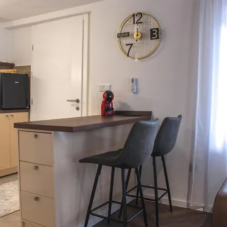 The Quarter - Peaceful Garden In The Old Daire