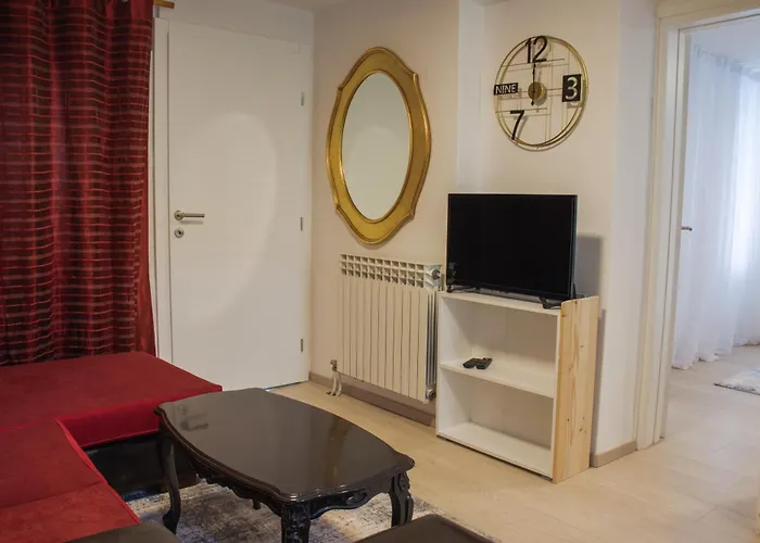 아파트 The Quarter - Peaceful Garden In The Old 사라예보