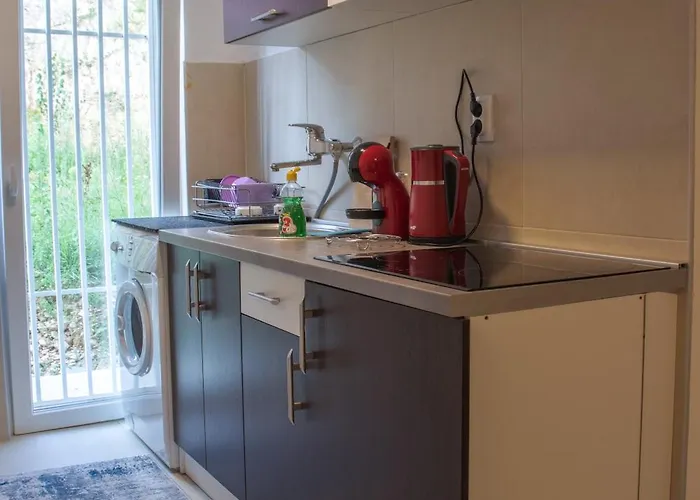 The Quarter - Peaceful Garden In The Old 아파트