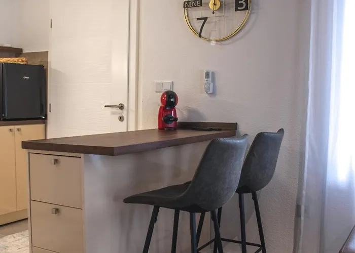 The Quarter - Peaceful Garden In The Old 아파트